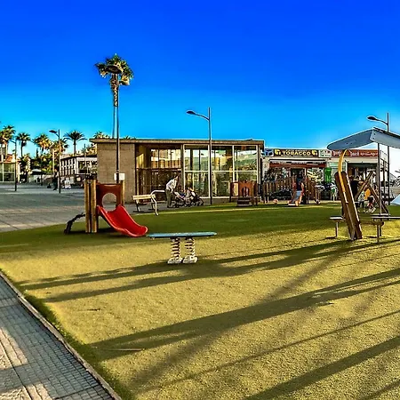 Las Americas Two Bedroom 2 Minutes To The Beach