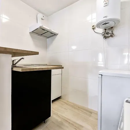 Las Americas Two Bedroom 2 Minutes To The Beach *